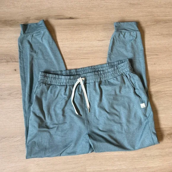 NWOT vuori performance joggers - Picture 1 of 4